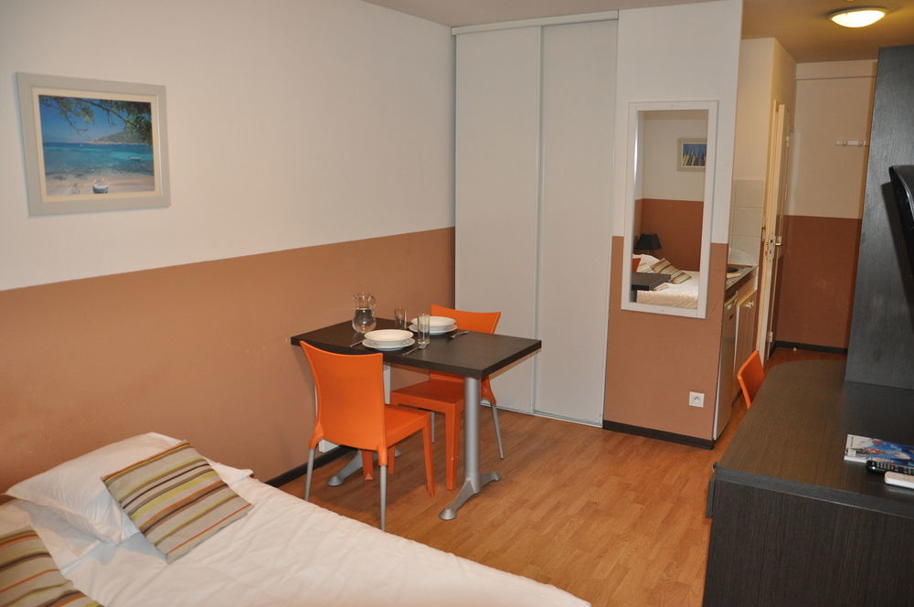 Comfort Aparthotel Aix Le Tholonet Εξωτερικό φωτογραφία